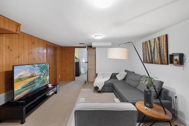 1112 N ROOSEVELT ST, Arlington, VA 22205