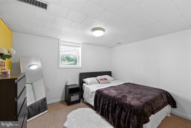 1112 N ROOSEVELT ST, Arlington, VA 22205