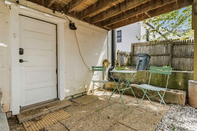 1112 N ROOSEVELT ST, Arlington, VA 22205