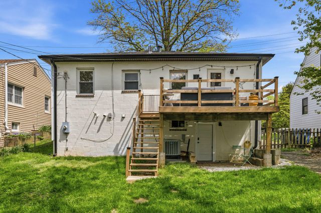 1112 N ROOSEVELT ST, Arlington, VA 22205