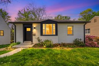 1112 N ROOSEVELT ST, Arlington, VA 22205
