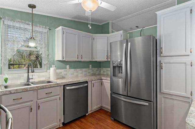 2805 KINGSWOOD CIRCLE, Brooksville, FL 34604