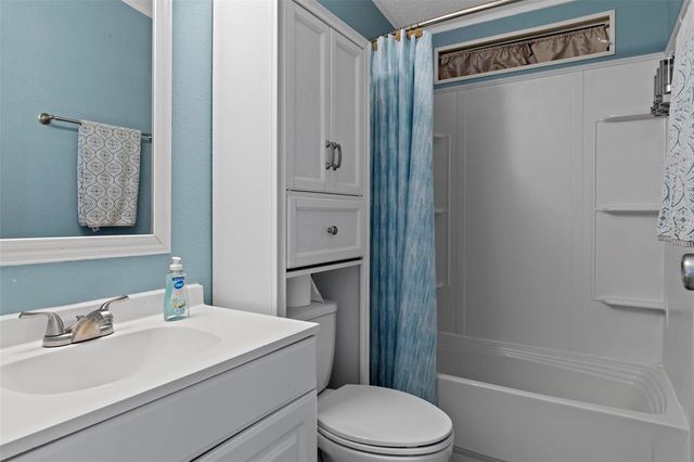 2805 KINGSWOOD CIRCLE, Brooksville, FL 34604