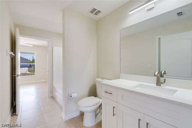 4014 13th ST W, Lehigh Acres, FL 33971