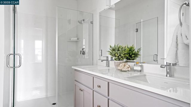 2806 Chattleton Ln., San Pablo, CA 94806