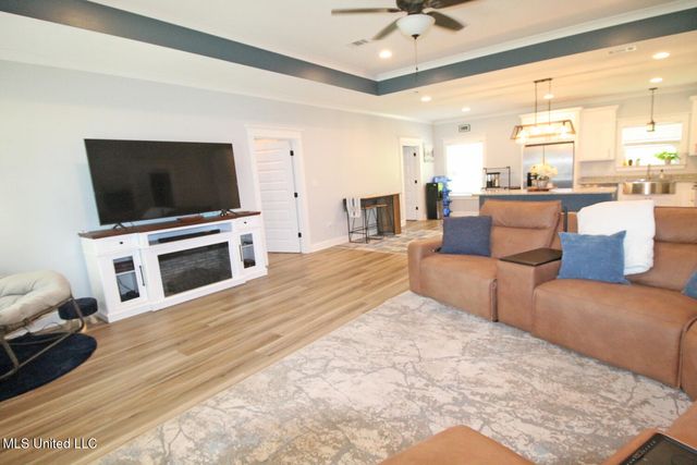 2720 Dogwood Lane, Moss Point, MS 39562