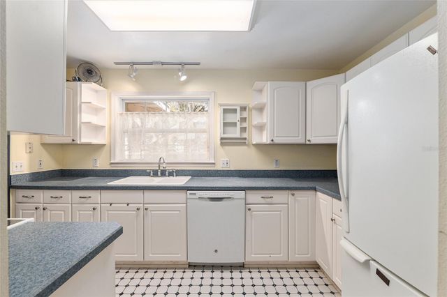 20707 PARK AVENUE, Dunnellon, FL 34431