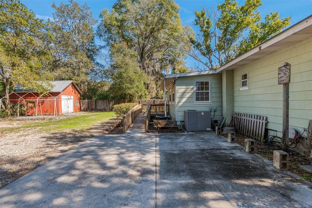 20707 PARK AVENUE, Dunnellon, FL 34431