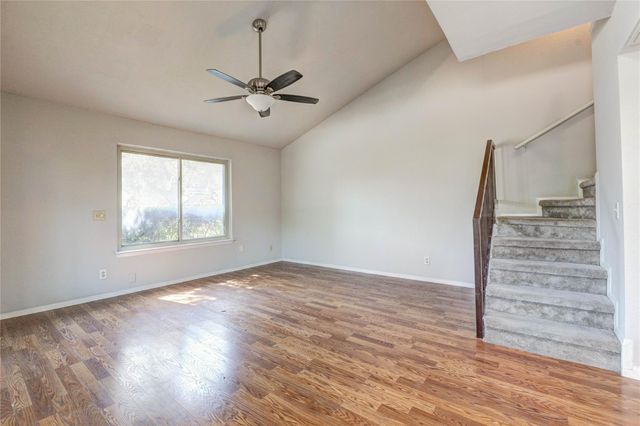 901 E Village LN, Austin, TX 78758