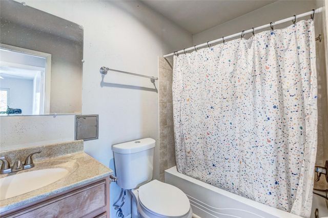 901 E Village LN, Austin, TX 78758