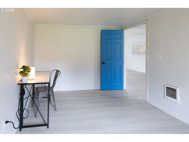 102 S HARBOR St, Rockaway Beach, OR 97136
