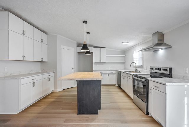 860 Toney Bay Road, Holly Hill, SC 29059