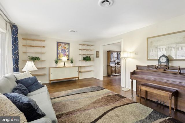 980 BEAR TAVERN RD, Ewing, NJ 08628