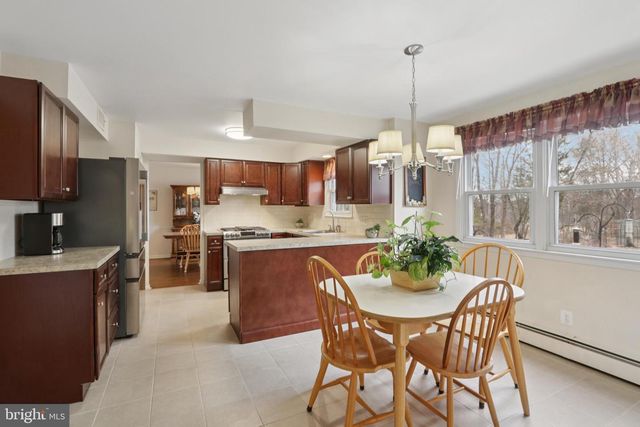 980 BEAR TAVERN RD, Ewing, NJ 08628