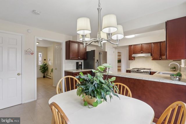 980 BEAR TAVERN RD, Ewing, NJ 08628