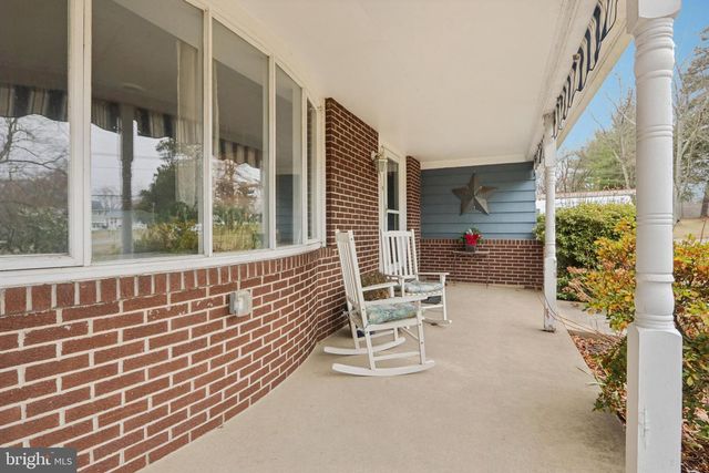 980 BEAR TAVERN RD, Ewing, NJ 08628