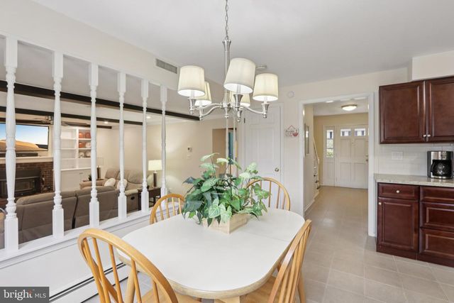 980 BEAR TAVERN RD, Ewing, NJ 08628