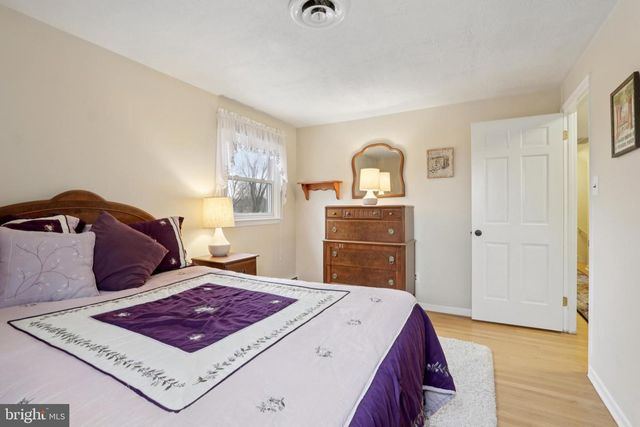 980 BEAR TAVERN RD, Ewing, NJ 08628