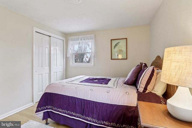 980 BEAR TAVERN RD, Ewing, NJ 08628