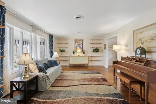 980 BEAR TAVERN RD, Ewing, NJ 08628