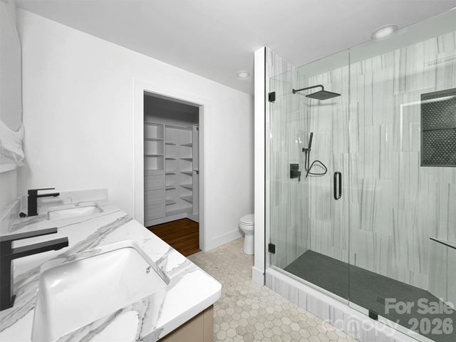 1351 Old Country Road, Waynesville, NC 28786