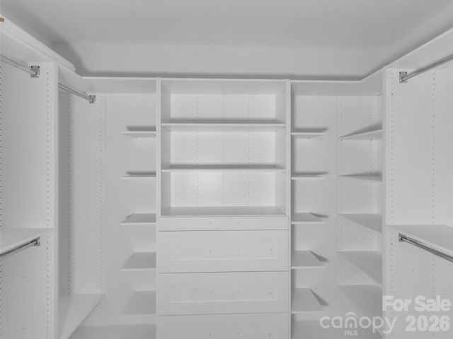 1351 Old Country Road, Waynesville, NC 28786