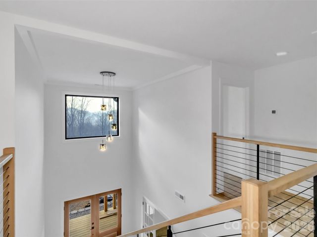 1351 Old Country Road, Waynesville, NC 28786