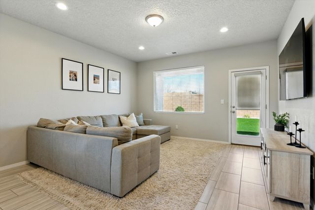 10685 Aspiration Lane SW, Albuquerque, NM 87121