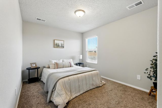 10685 Aspiration Lane SW, Albuquerque, NM 87121