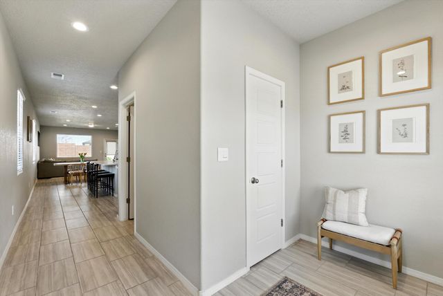 10685 Aspiration Lane SW, Albuquerque, NM 87121
