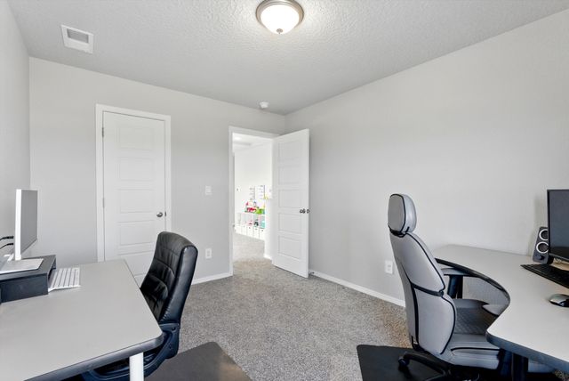 10685 Aspiration Lane SW, Albuquerque, NM 87121