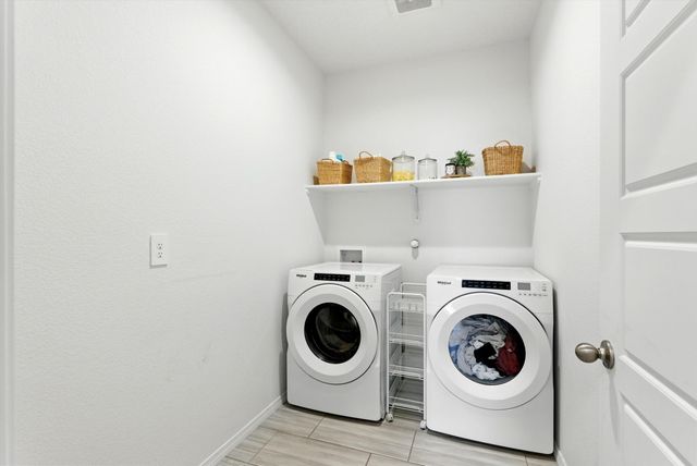 10685 Aspiration Lane SW, Albuquerque, NM 87121