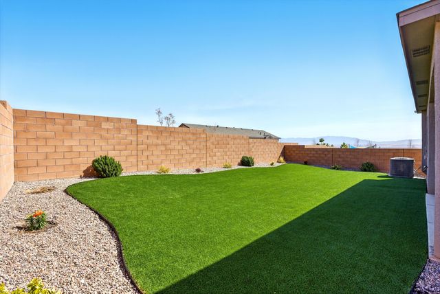 10685 Aspiration Lane SW, Albuquerque, NM 87121