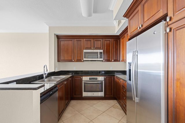 1660 Renaissance Commons Boulevard 2510, Boynton Beach, FL 33426