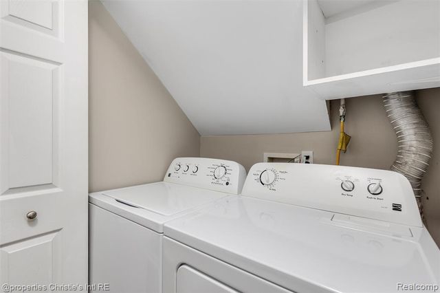 44 Adelaide Street, Detroit, MI 48201