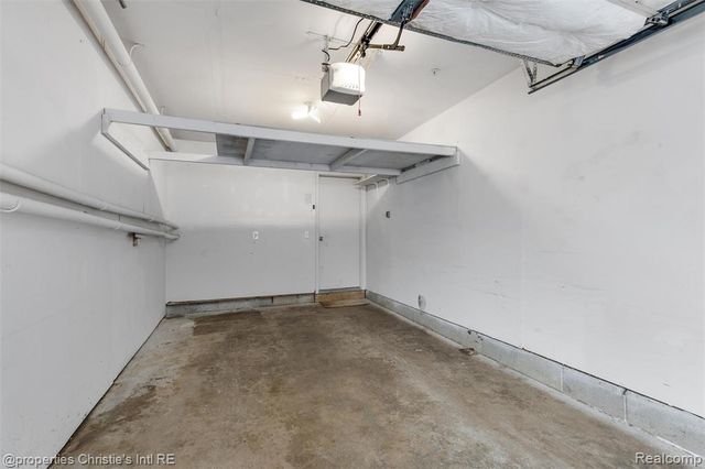 44 Adelaide Street, Detroit, MI 48201