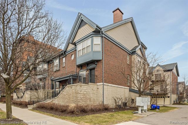 44 Adelaide Street, Detroit, MI 48201