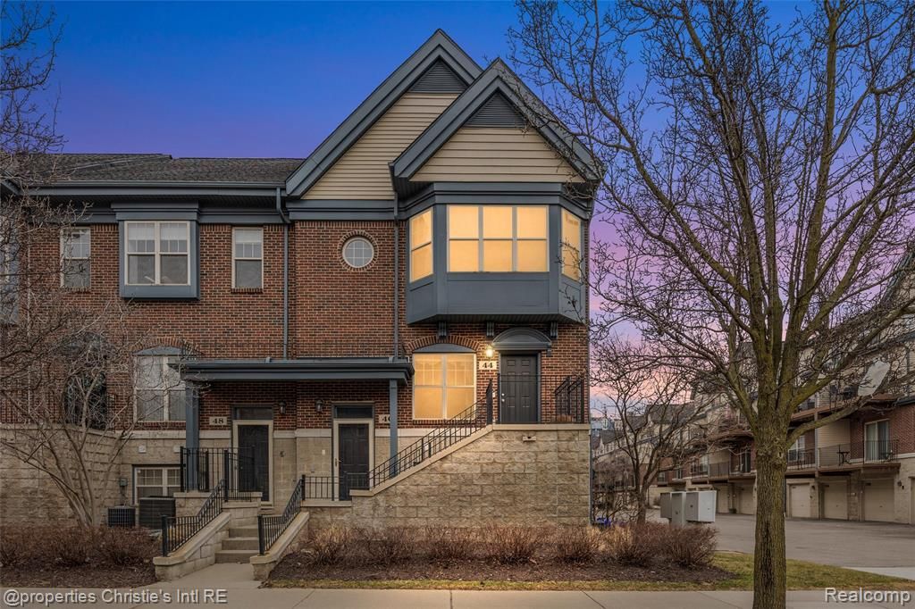 44 Adelaide Street, Detroit, MI 48201