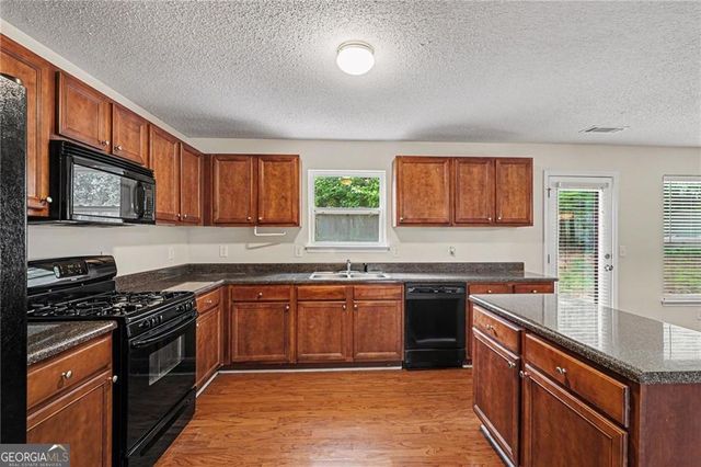 1007 Odelle Circle, Mcdonough, GA 30253