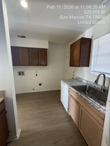 628 Mill ST B, San Marcos, TX 78666