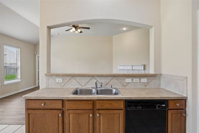 712 Beau Drive, Wylie, TX 75098