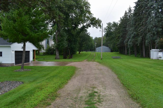 25048 County Road 34, Paynesville, MN 56362