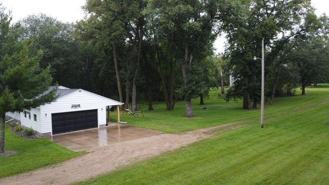 25048 County Road 34, Paynesville, MN 56362