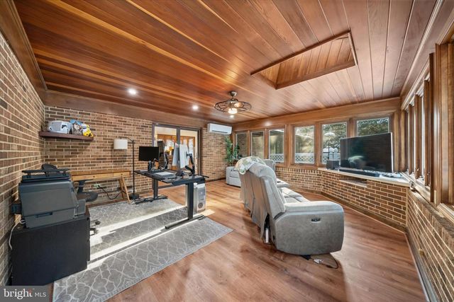 82 WIMBLEDON DR, Dover, DE 19904