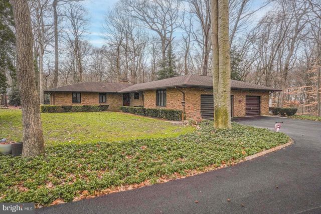 82 WIMBLEDON DR, Dover, DE 19904