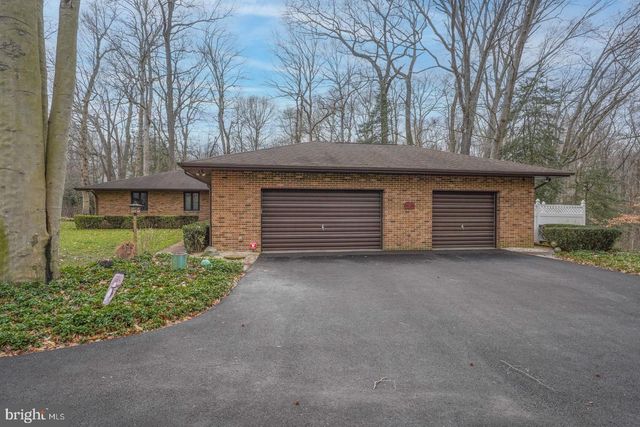 82 WIMBLEDON DR, Dover, DE 19904