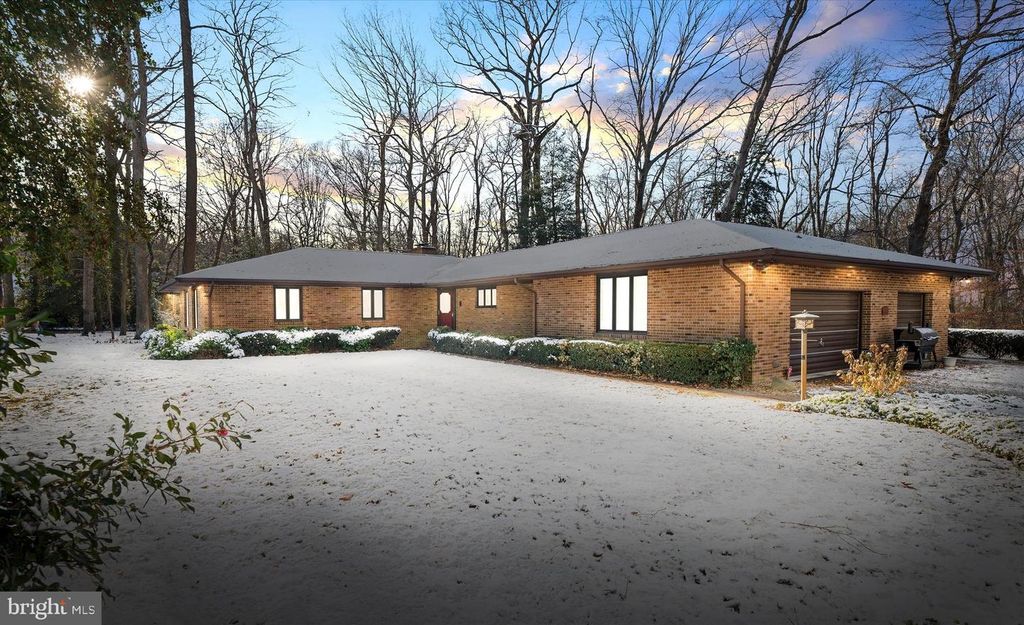 82 WIMBLEDON DR, Dover, DE 19904