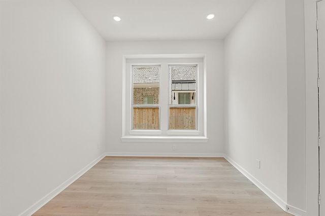 328 Fields Lane, Montgomery, TX 77316