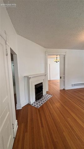 1507 N Nevada Avenue 1, Colorado Springs, CO 80907