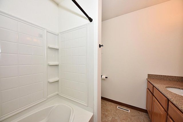 414 Yosemite AVENUE, Hartford, WI 53027